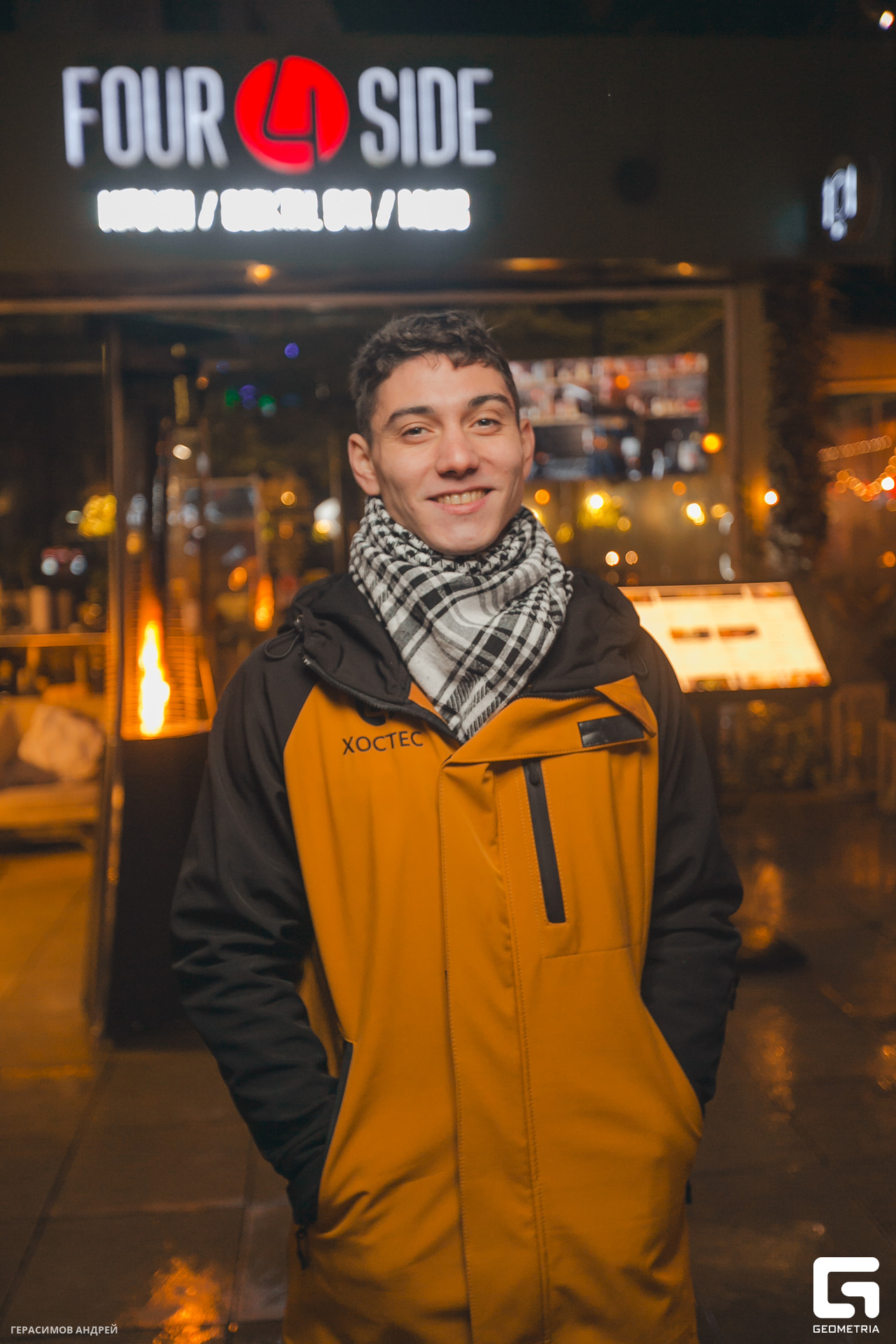 001 Four4side 24.11.jpg