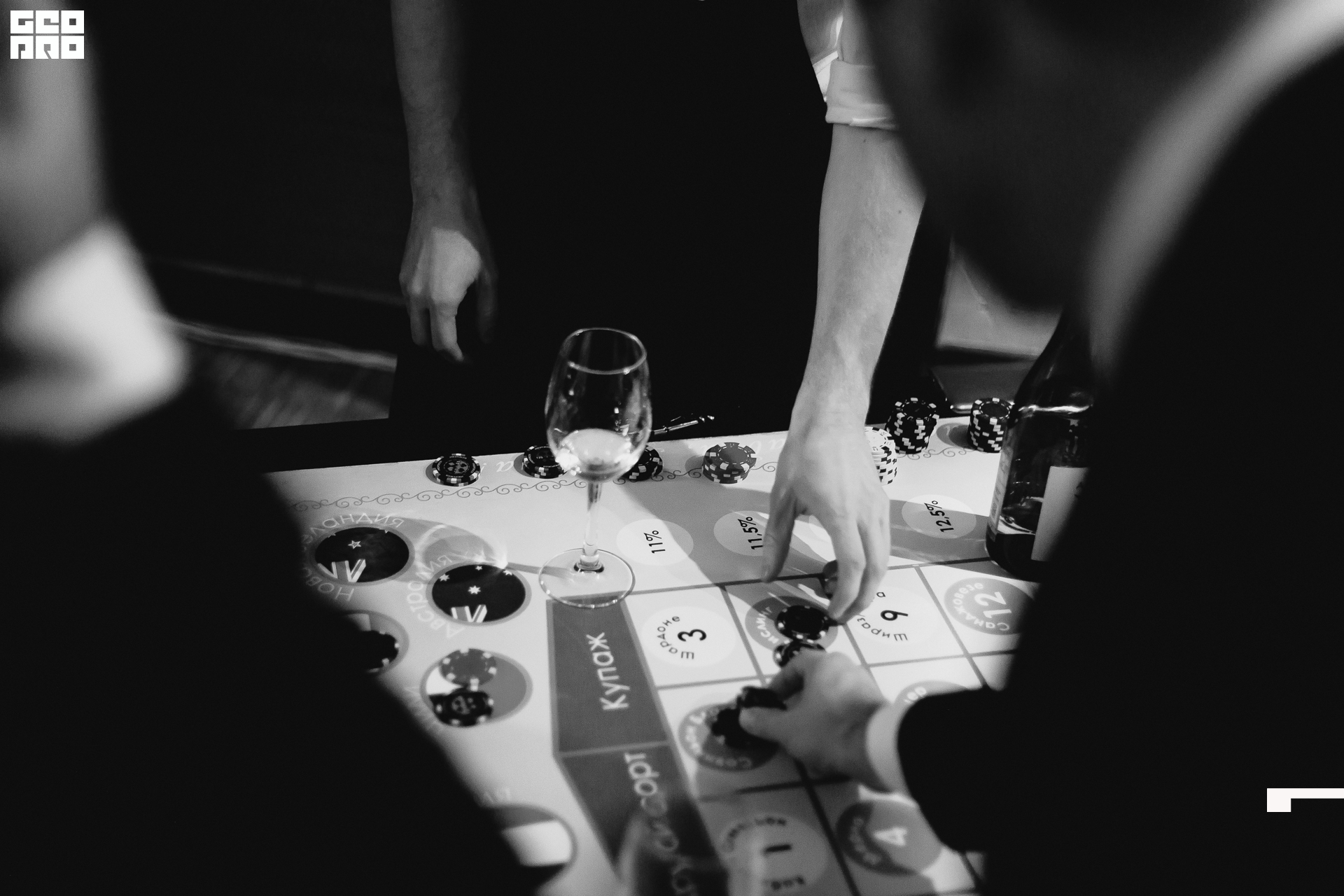 156_21-12-09 ISAEVA KASHIN SHVETS.jpg