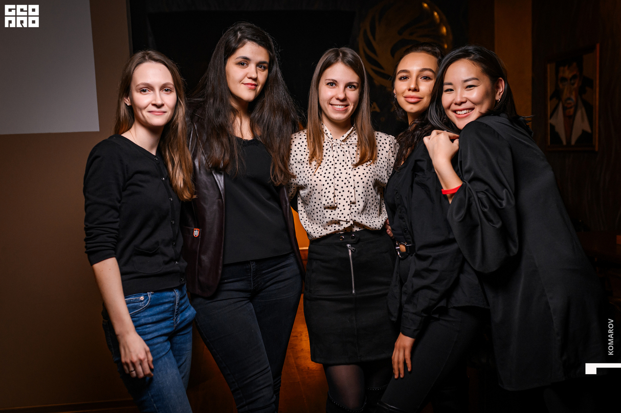 Суббота в SAXARA LOUNGE 8