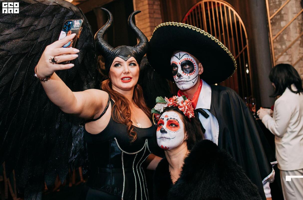Halloween party 26
