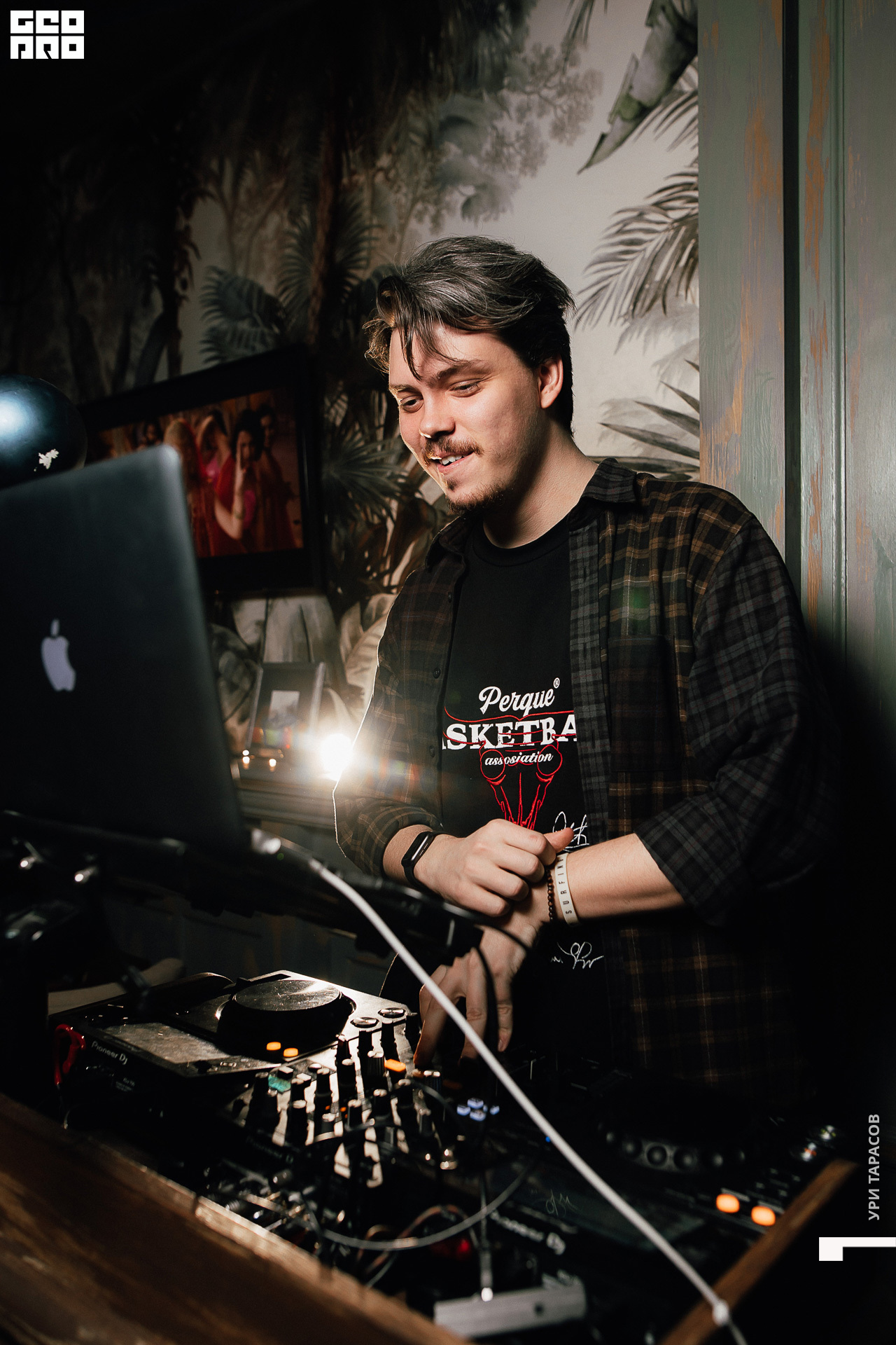 00047_220211_204538_inst (Uri_Tarasov).jpg