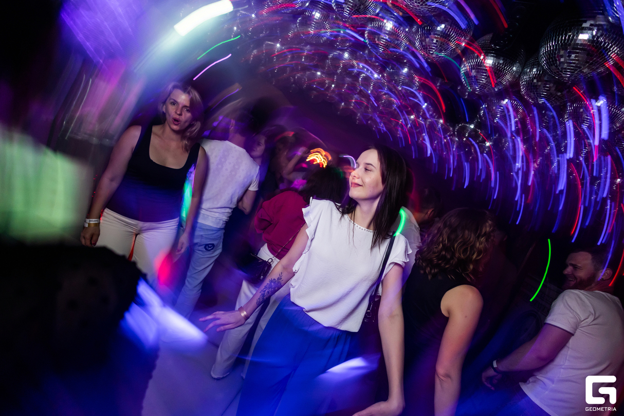 Saturday party 15