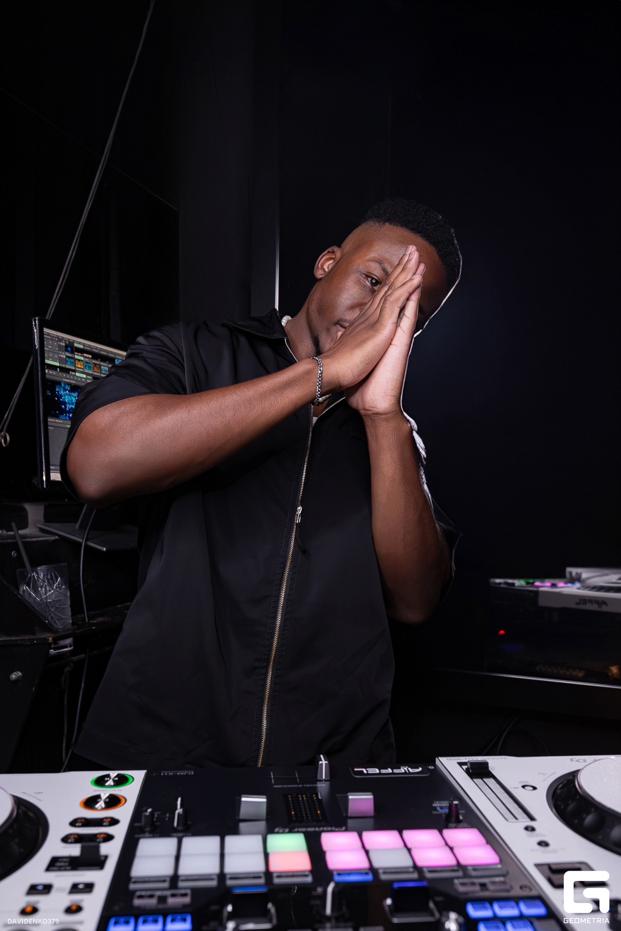 M1 Lounge 20th Anniversary // Special Guest: Ramz from the UK 25