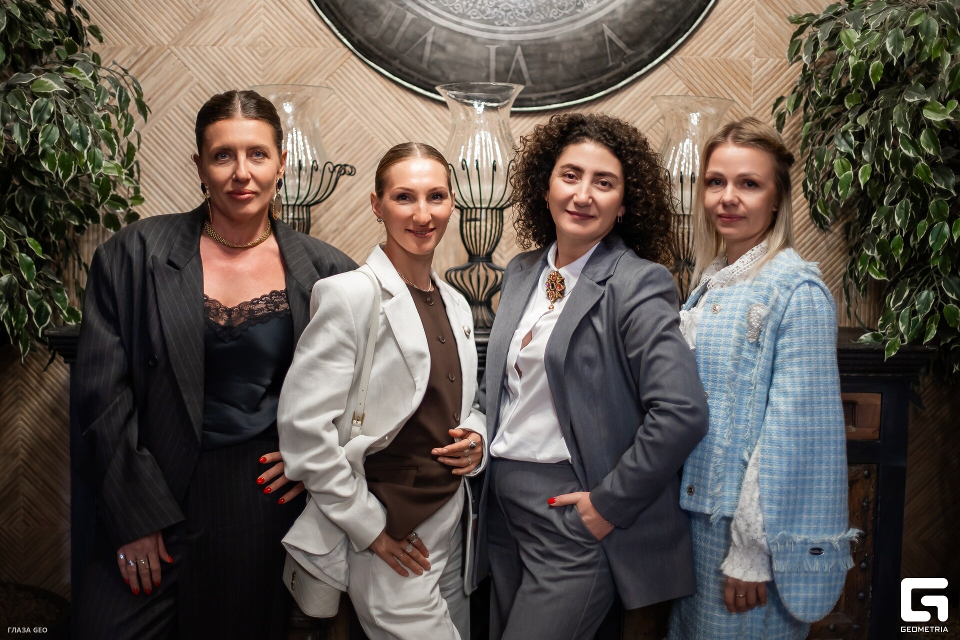 photo 266_resized.jpg