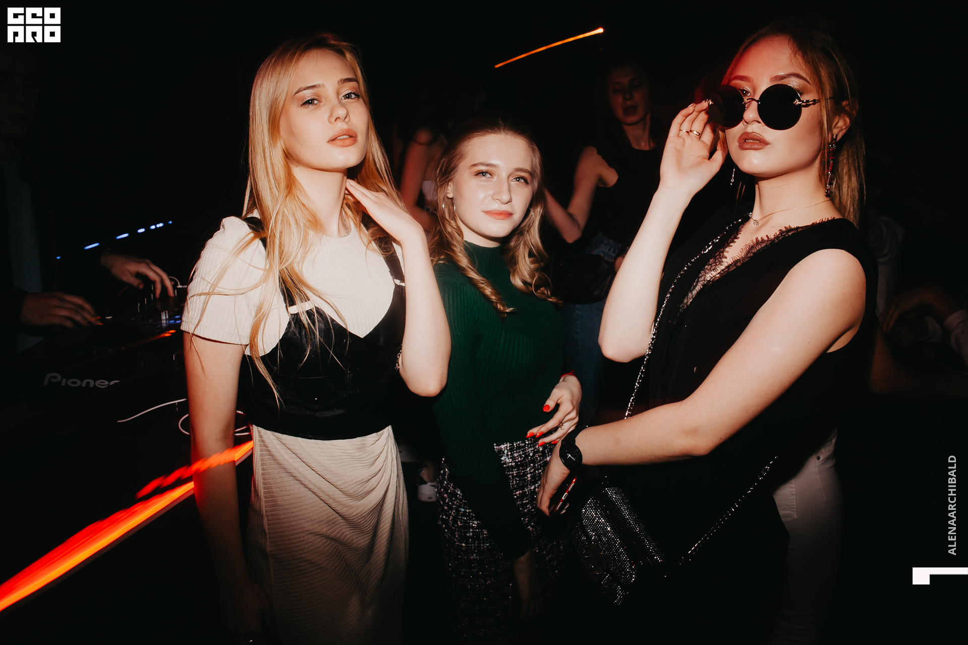 2021-04-10 00-46-23_alenaarchibald_016.JPG