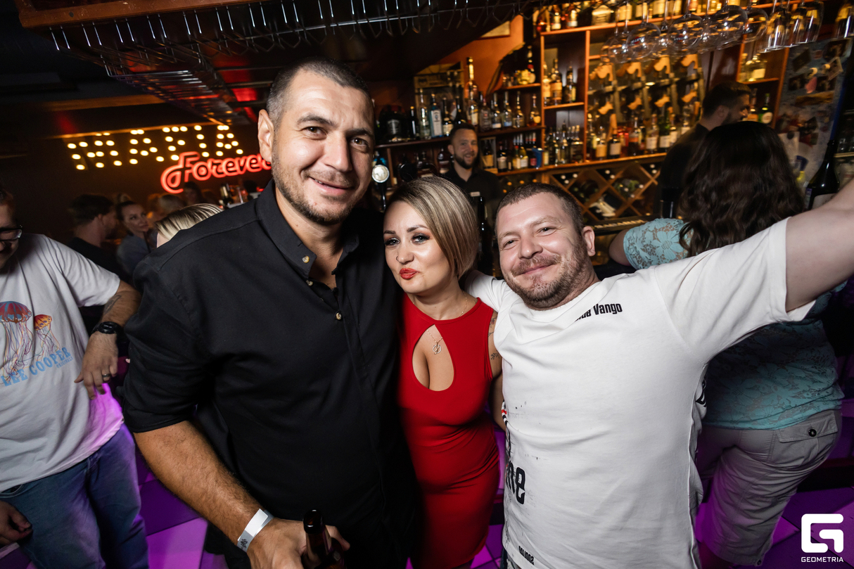 Saturday party 24