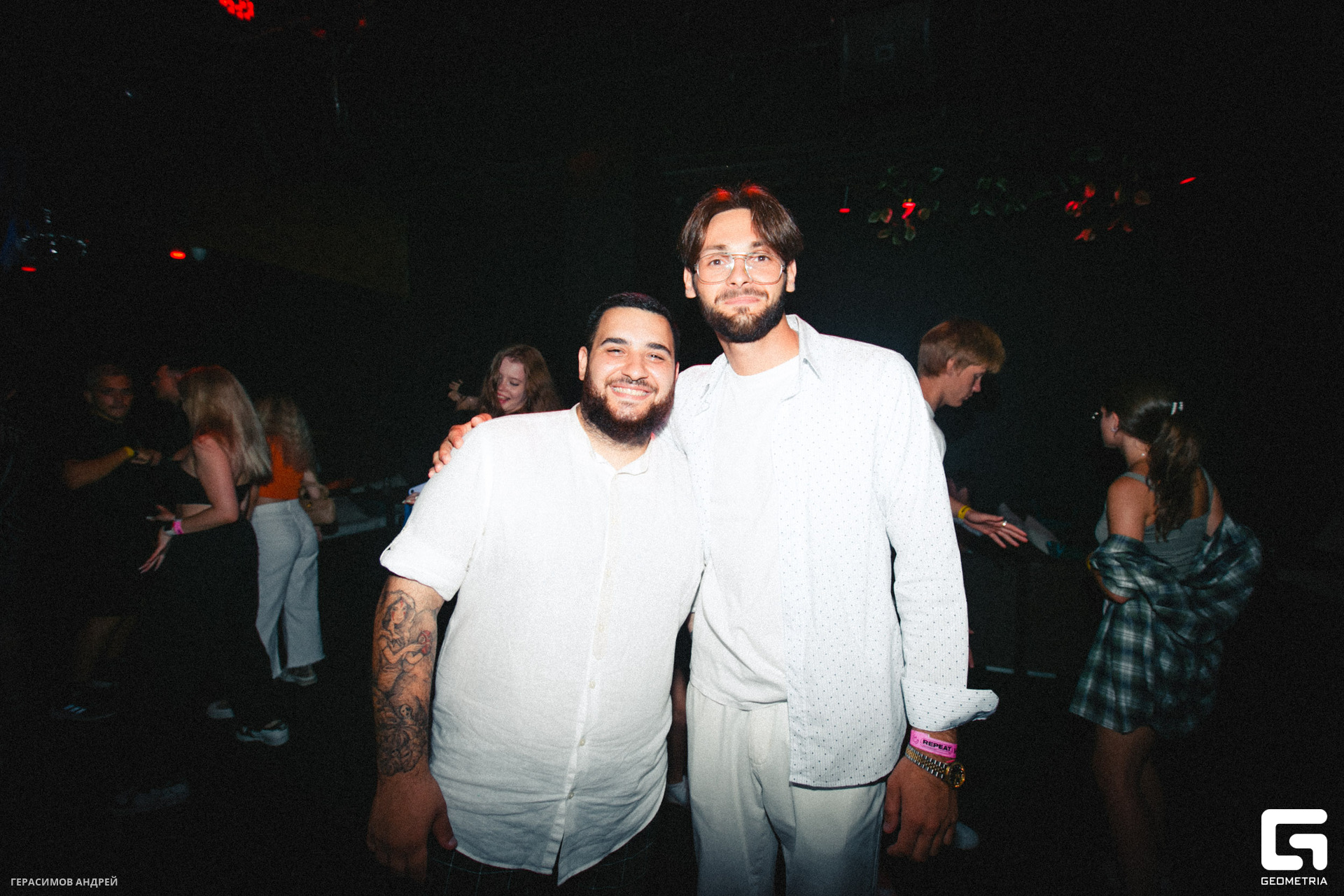 064 Repeat 26.08.jpg