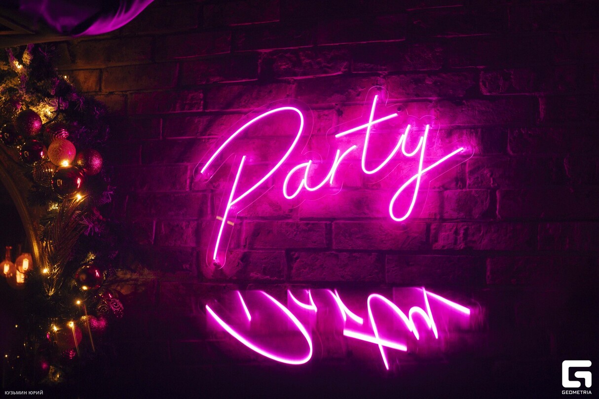 ПЯТНИЦА В BESTUZHEV BAR 7