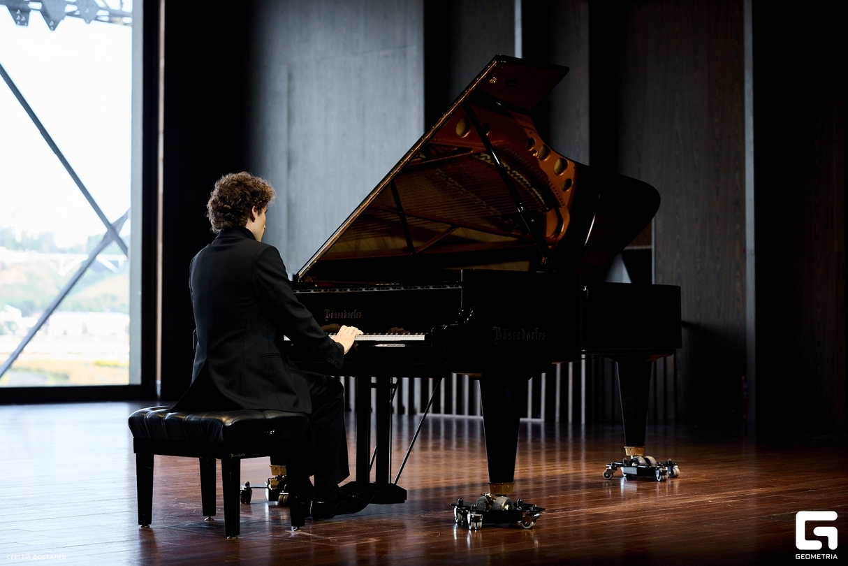 Pianissimo: Валентин Малинин 14