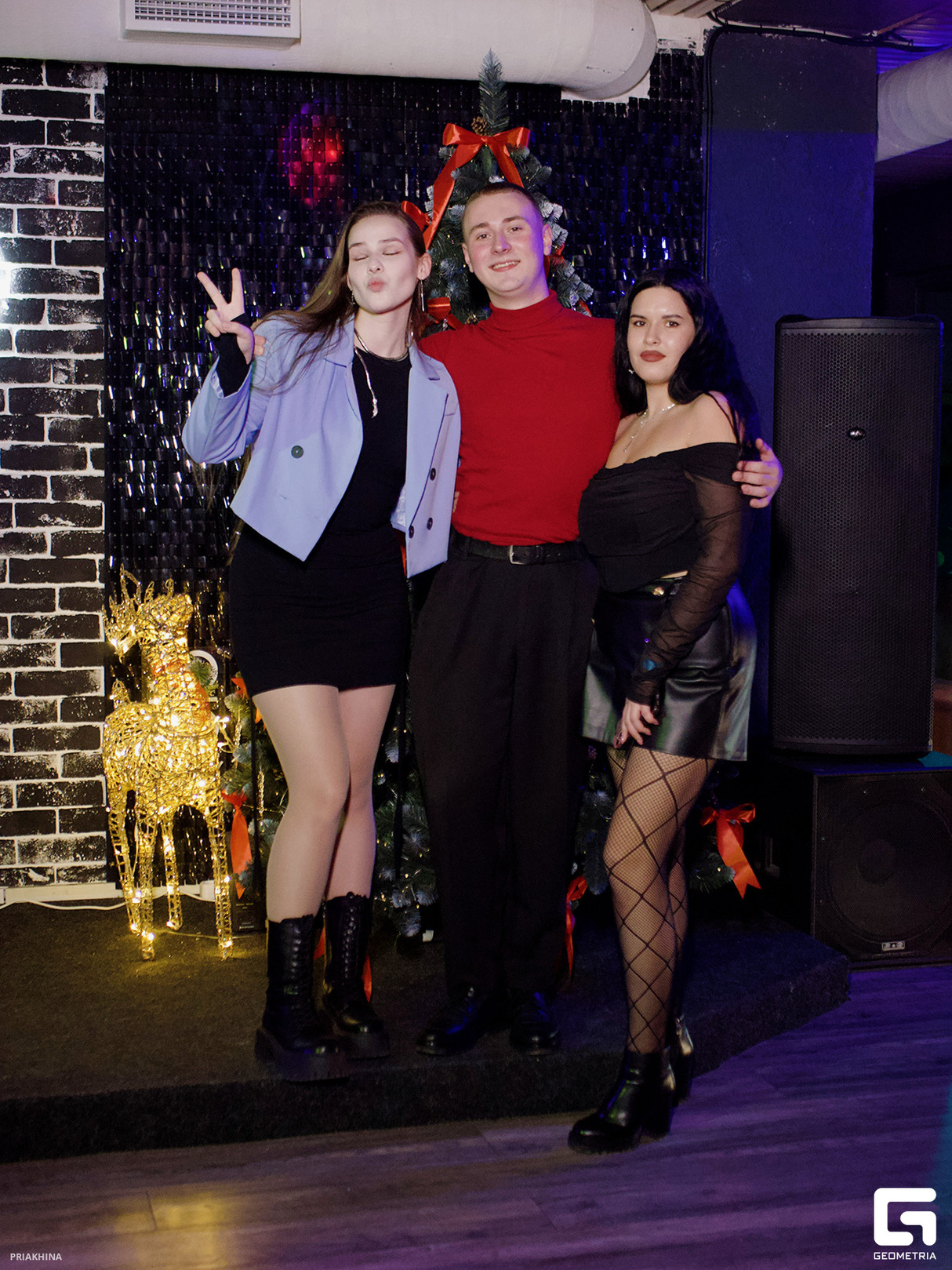 Friday party 25
