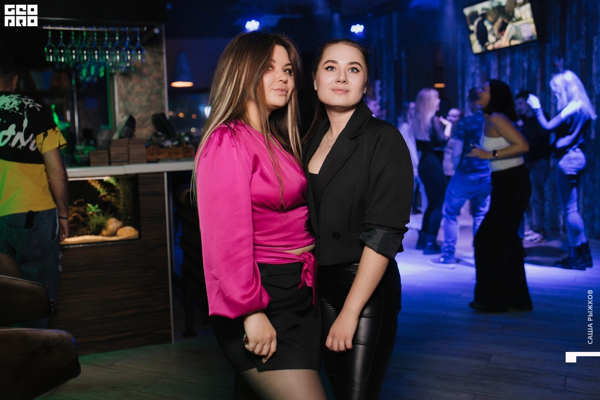 Weekend party 24