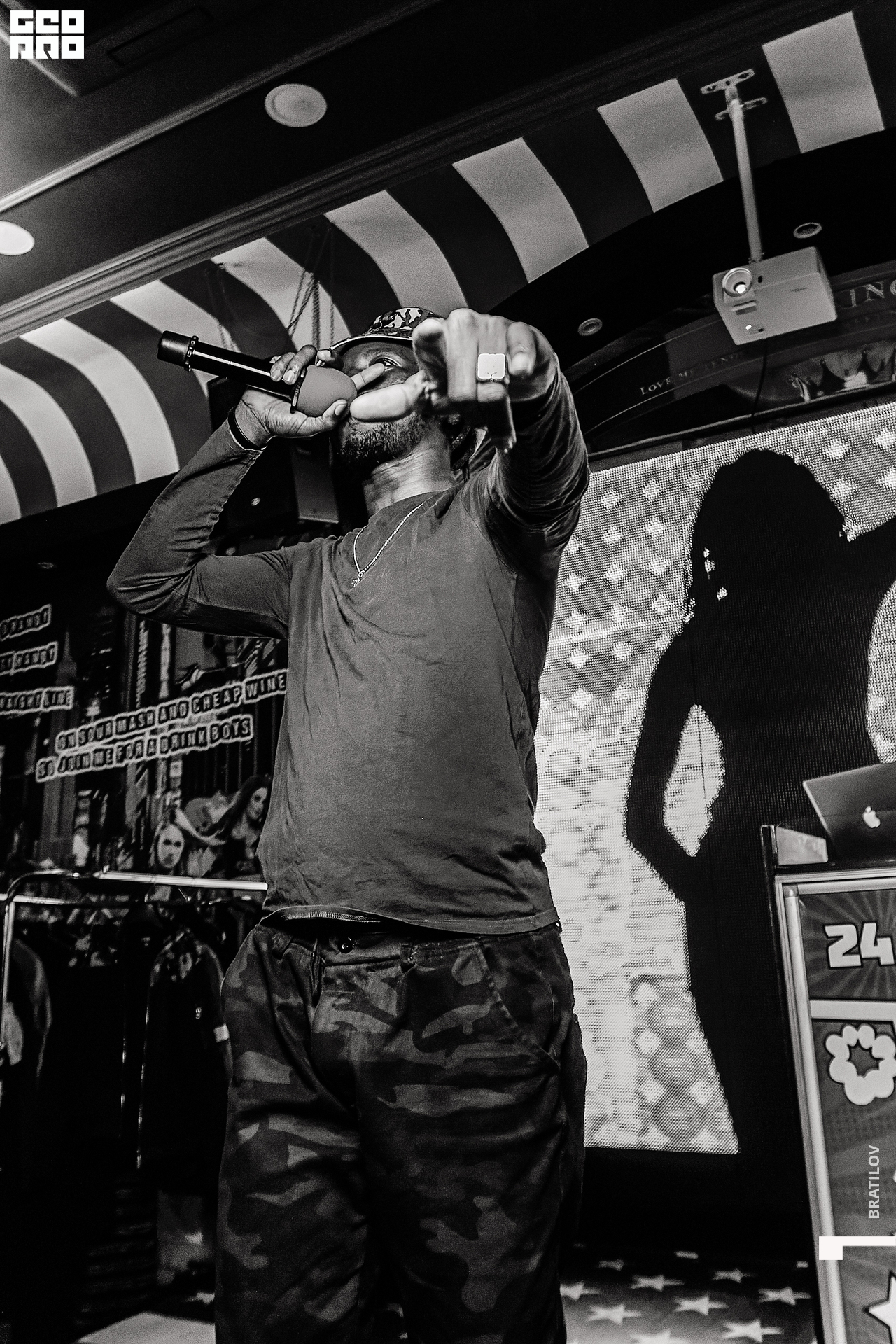 00038 - 2022-10-01 02.00.43 - Alex Bratilov.jpg