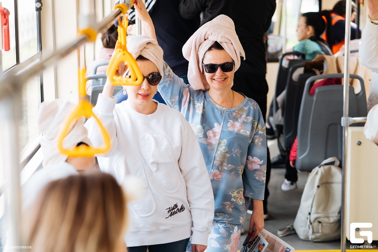 SOVANA TRAM FASHION DAY 24