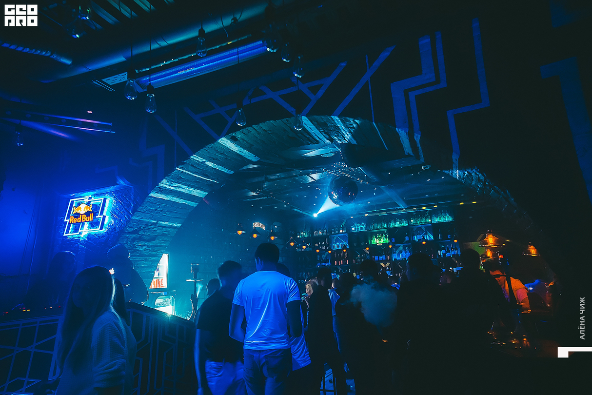 Saturday Party 27