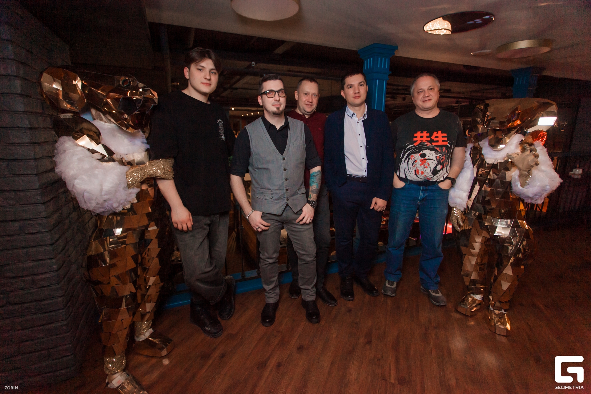 009-19-20-22-28-12-24- Zorin.jpg