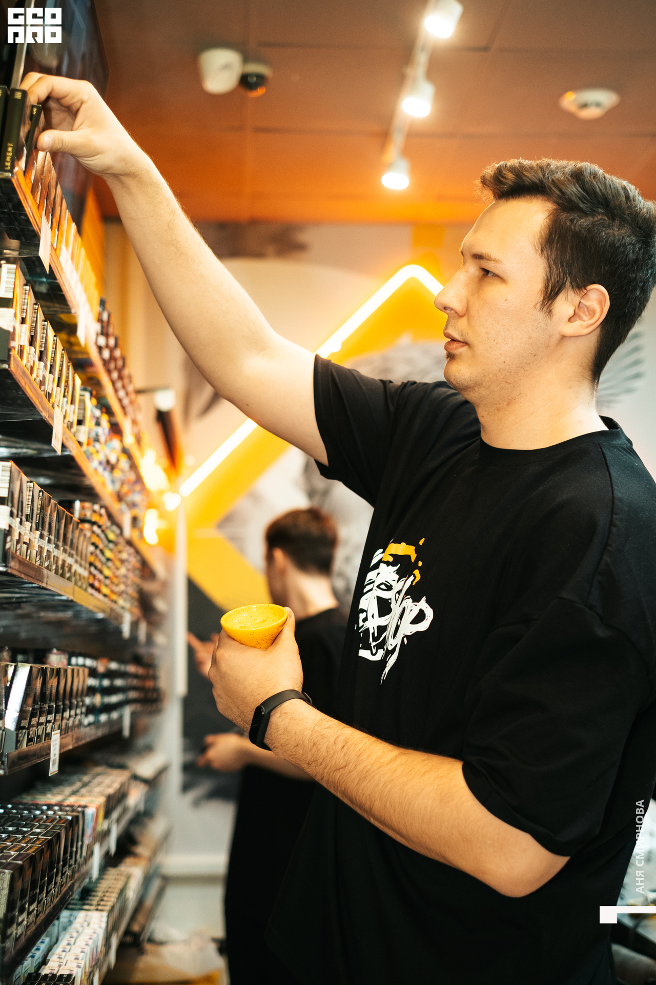 0004420210320. 120402  Smirnova_OPERSHOP.jpg