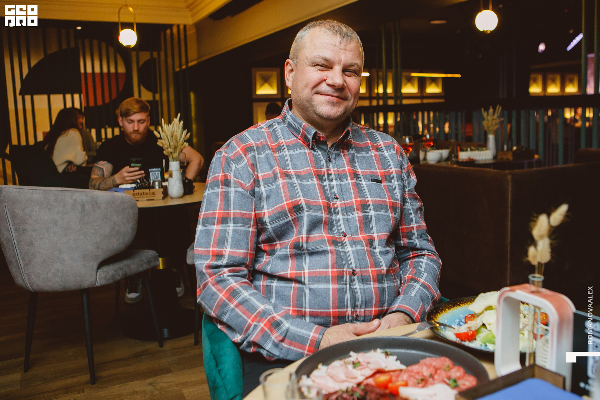 061 311022  014040 @romanovaalex.jpg