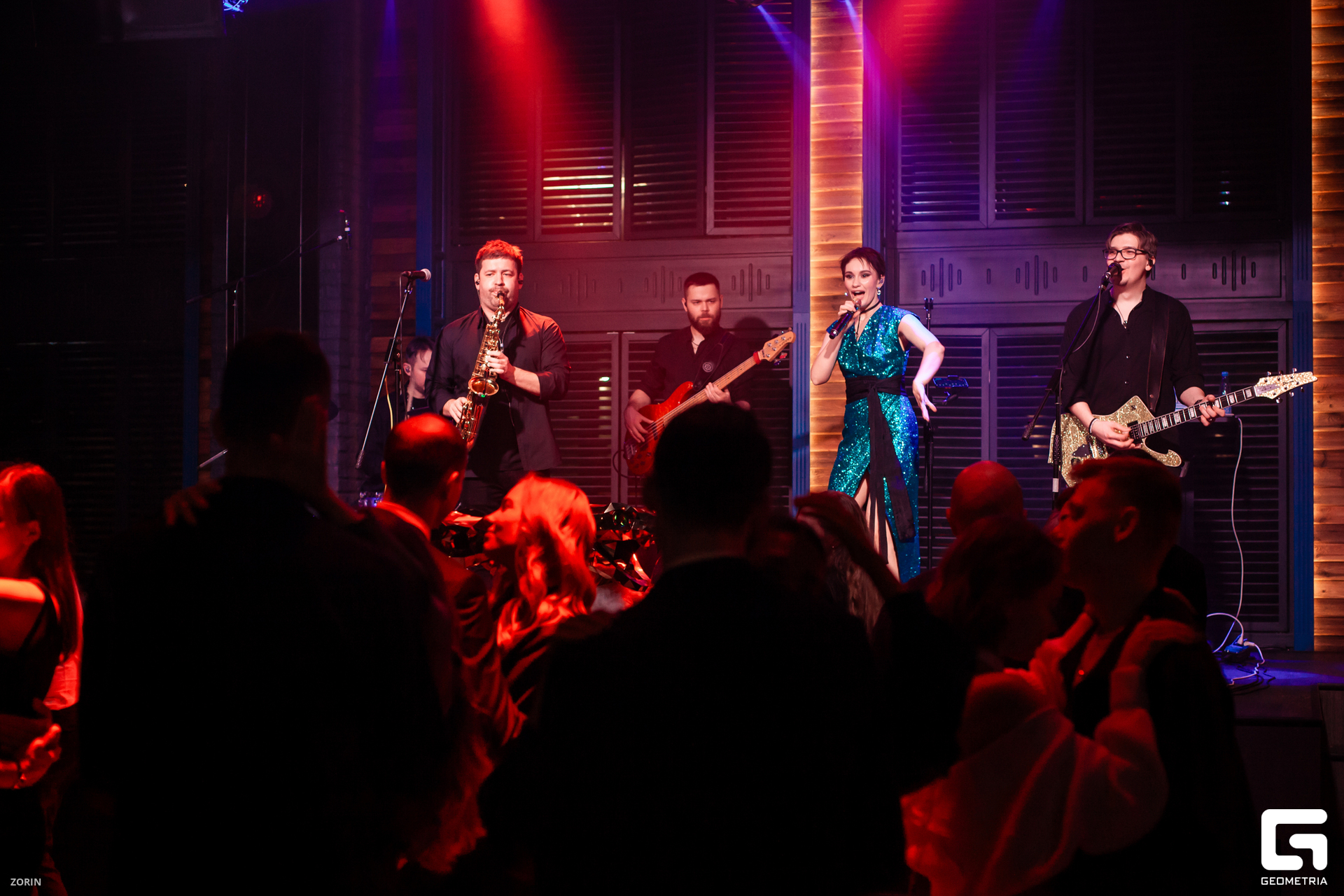 116-23-40-24-31-12-24- Zorin.jpg