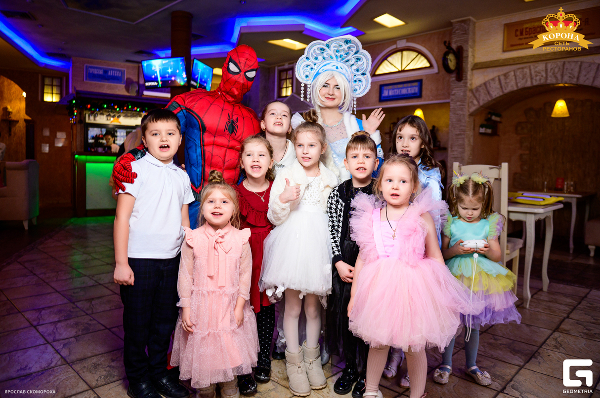 Воскресенье в кафе "Корона" 30