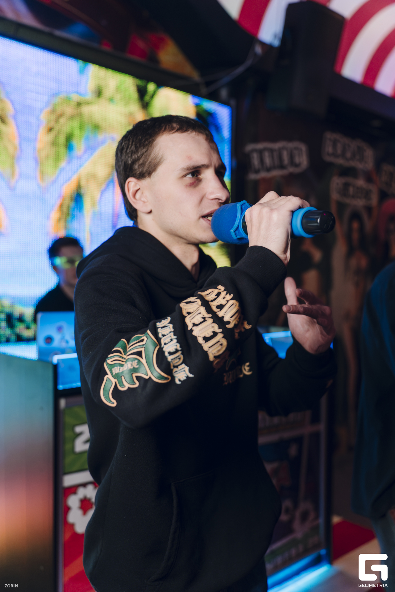 043_01-15-50 _11-10-25_Zorin.jpg