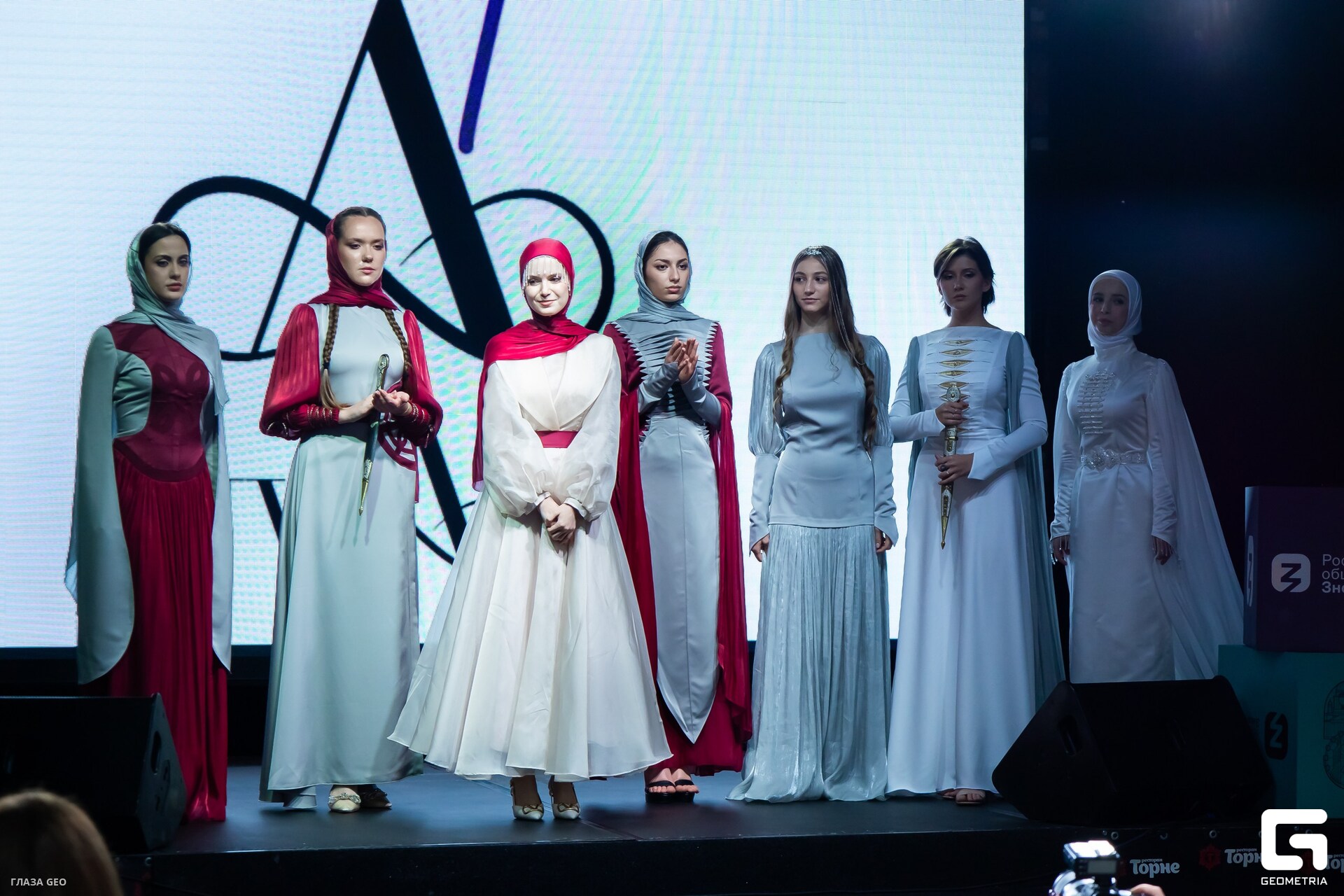 photo 153_resized.jpg