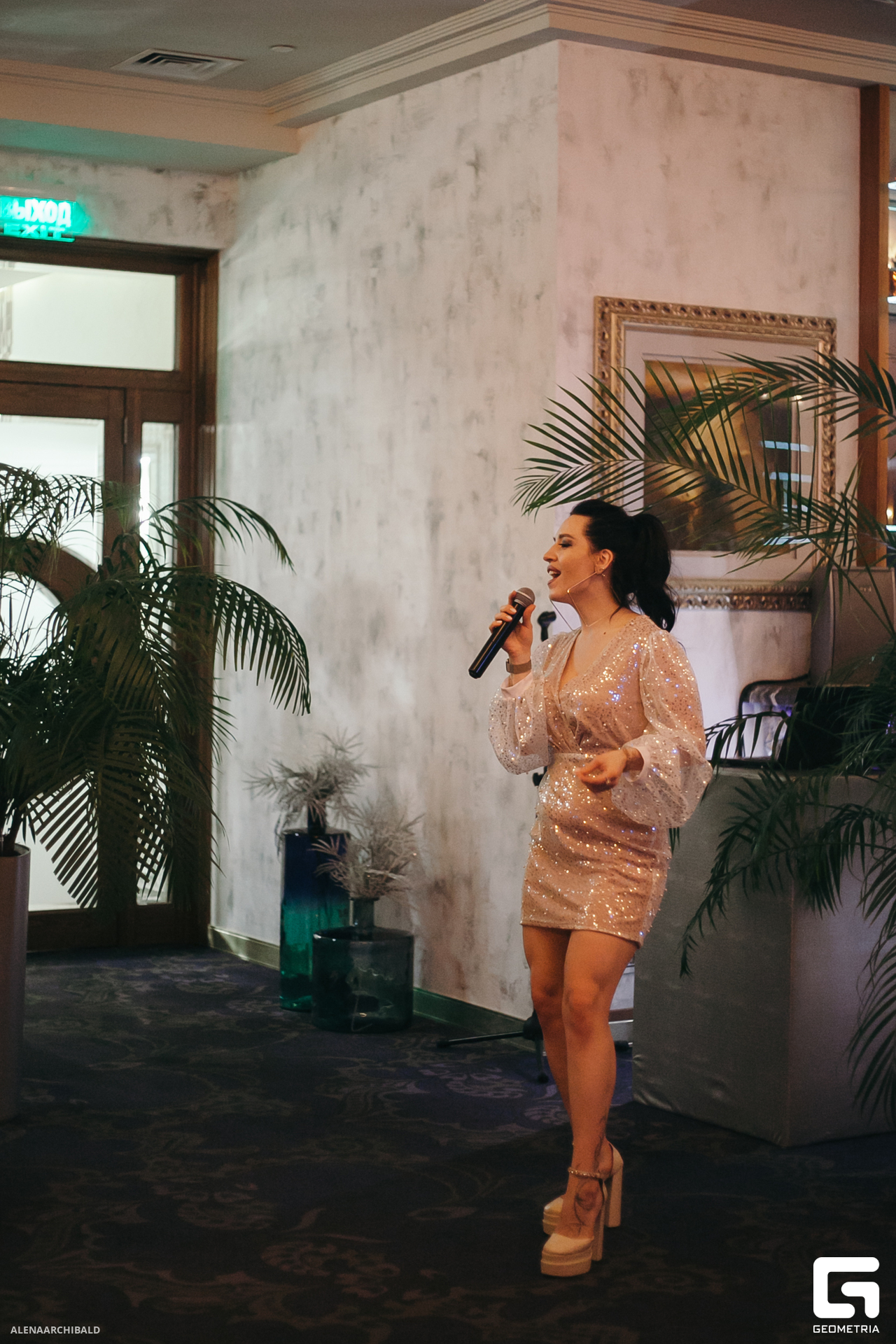 2023-12-22 19-30-57_alenaarchibald007.JPG