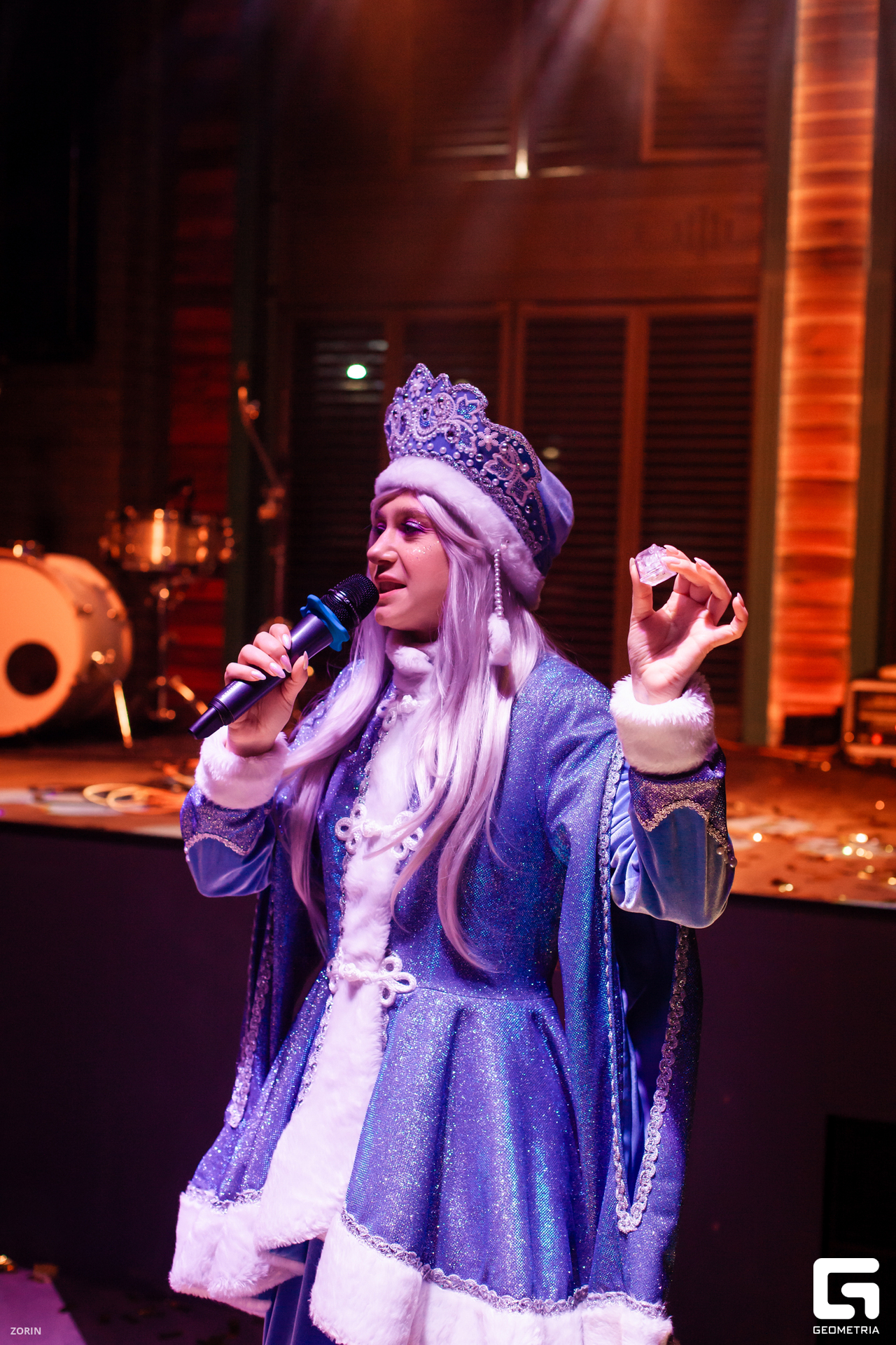 195-01-14-14-01-01-25- Zorin.jpg