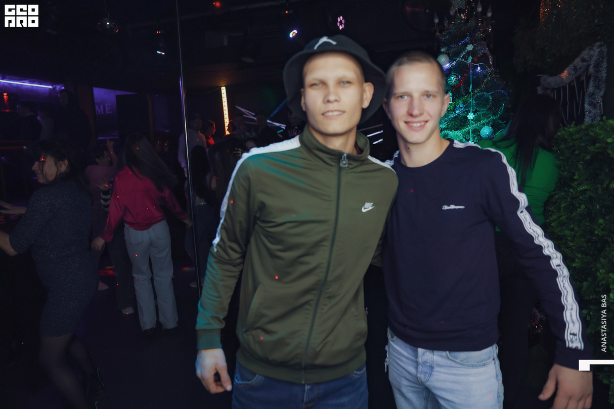 Weekend Party 12