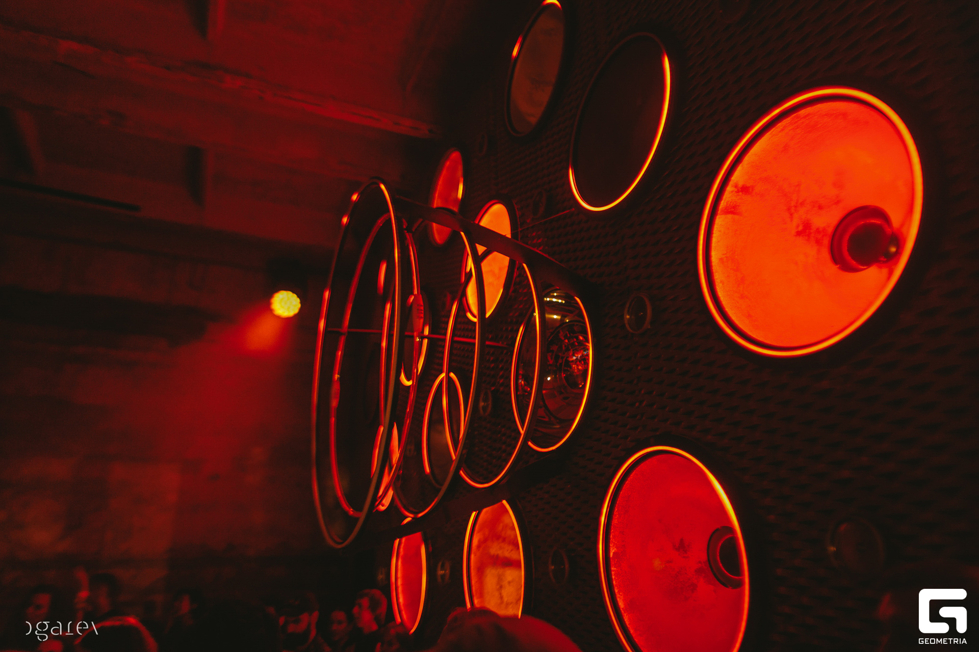 OUTLINE 2024-427-237.jpg