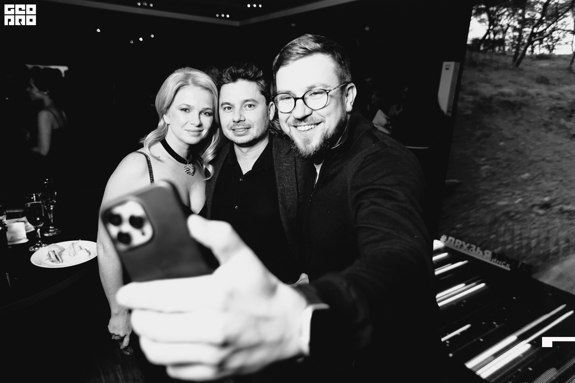 469_21-12-09 ISAEVA KASHIN SHVETS.jpg