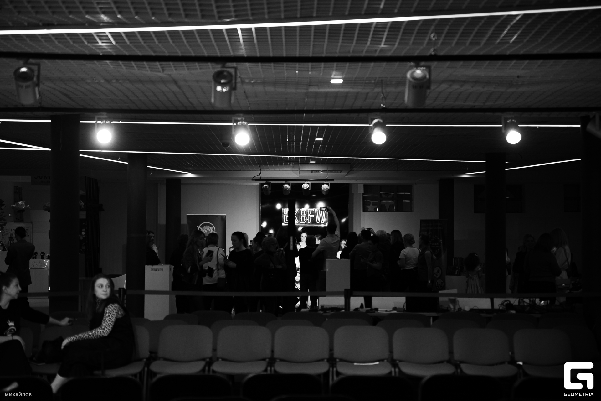 001-2304062641-Показ - Михайлов.JPG