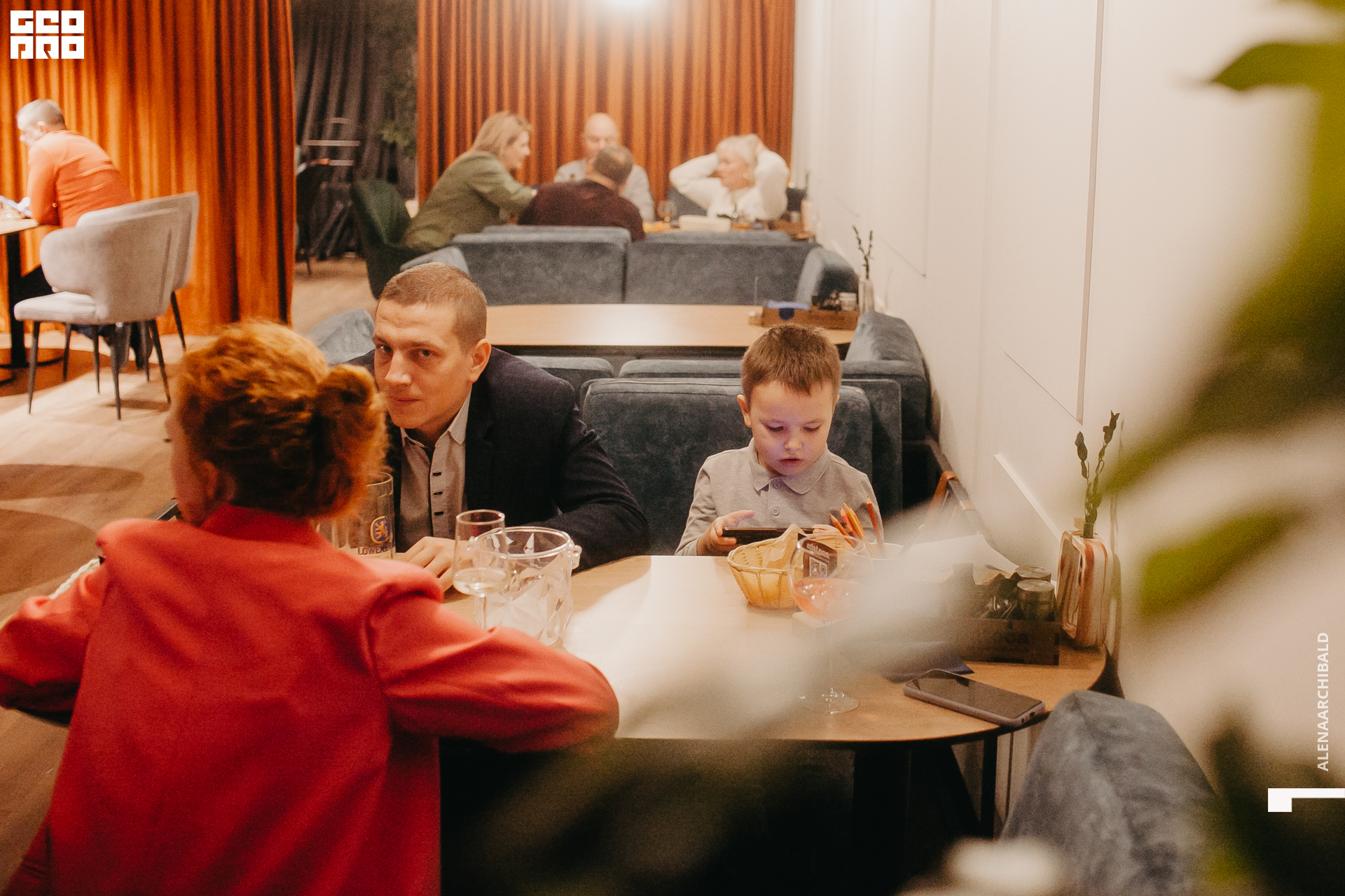 2022-11-18 20-00-27_alenaarchibald008.JPG