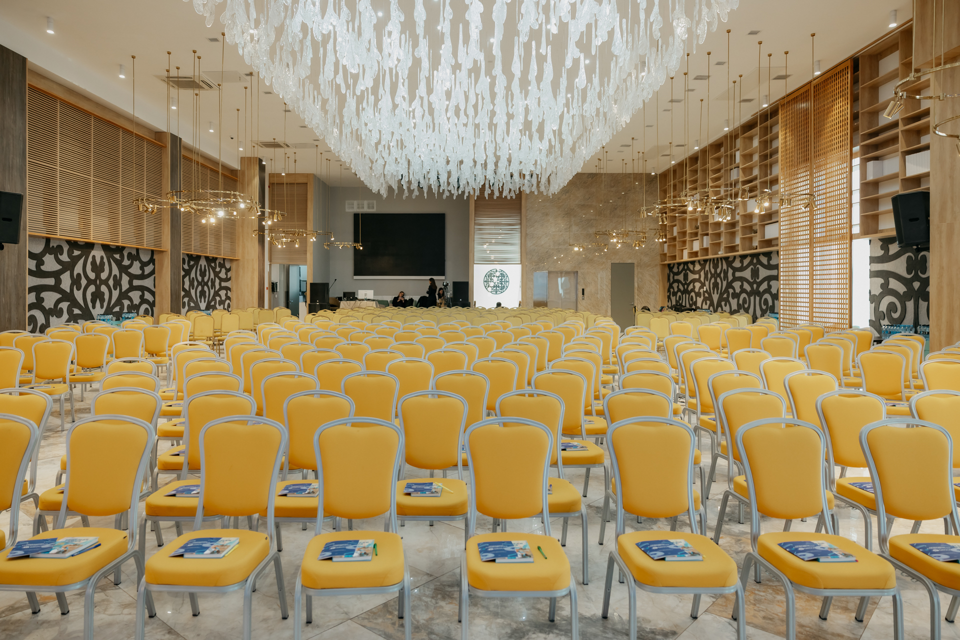 BI UNIVERSITY Atyrau (Print)-010.jpg