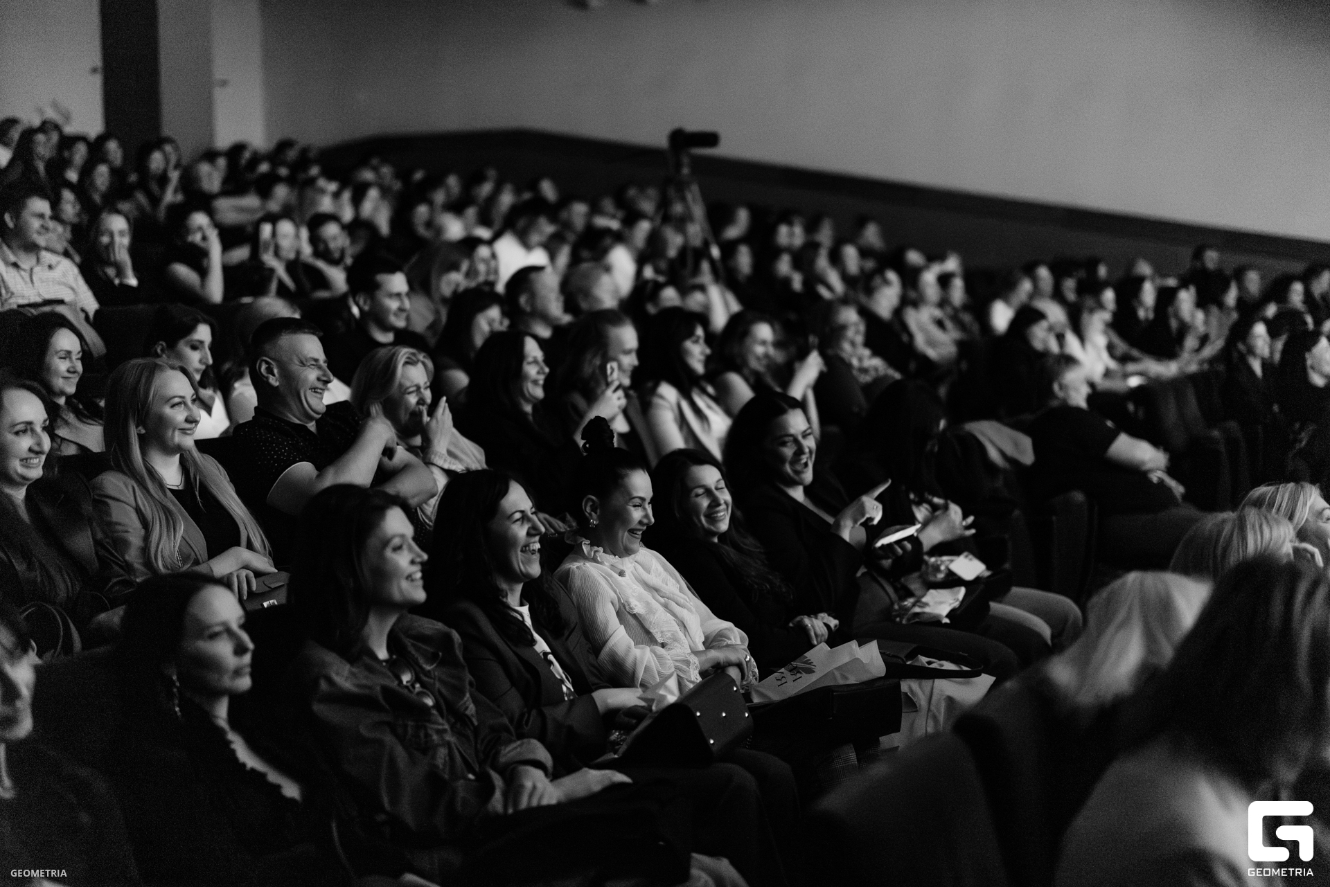 MARI8924-Улучшено-Ум. шума.jpg