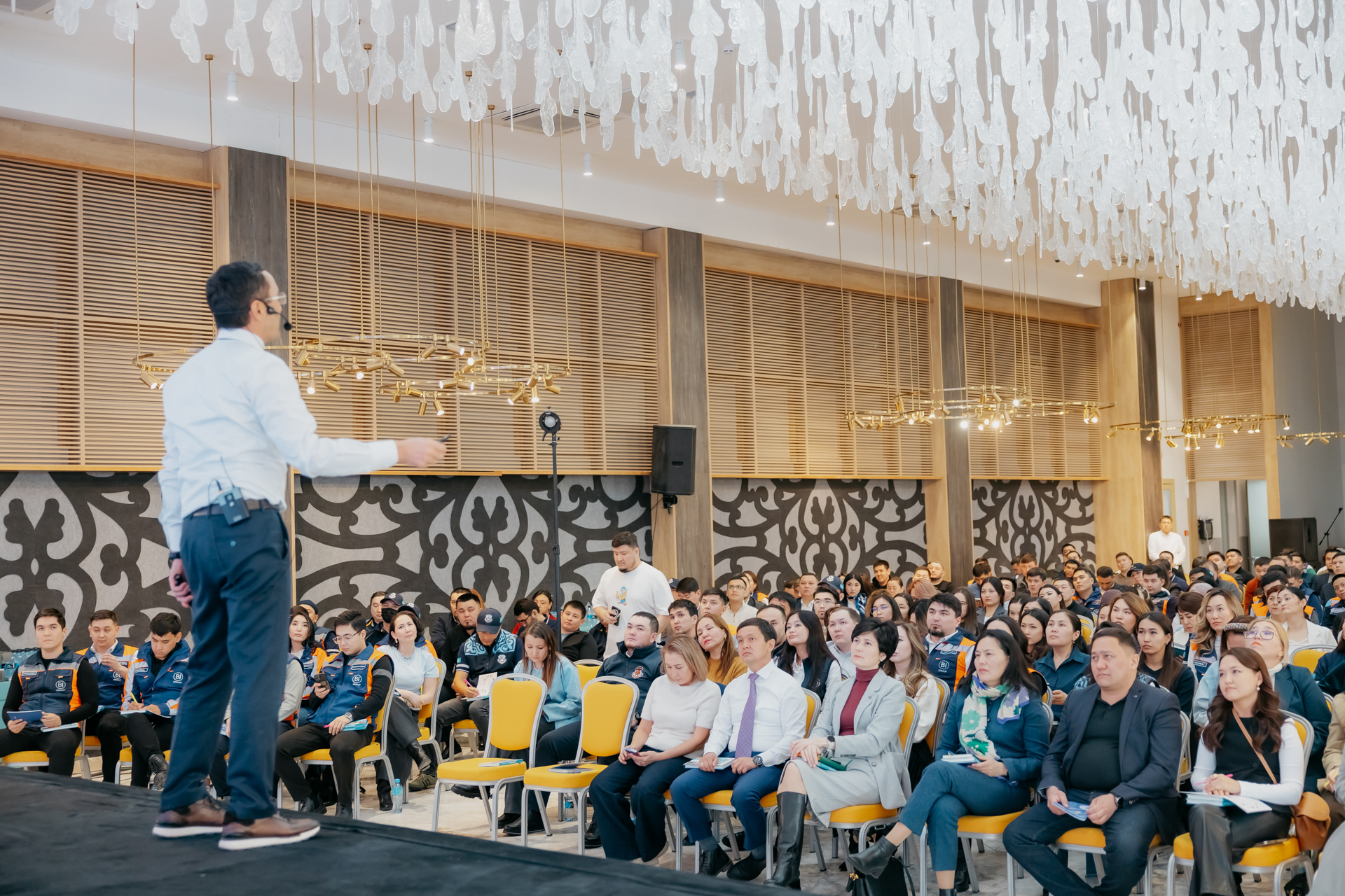 BI UNIVERSITY Atyrau (Print)-064.jpg