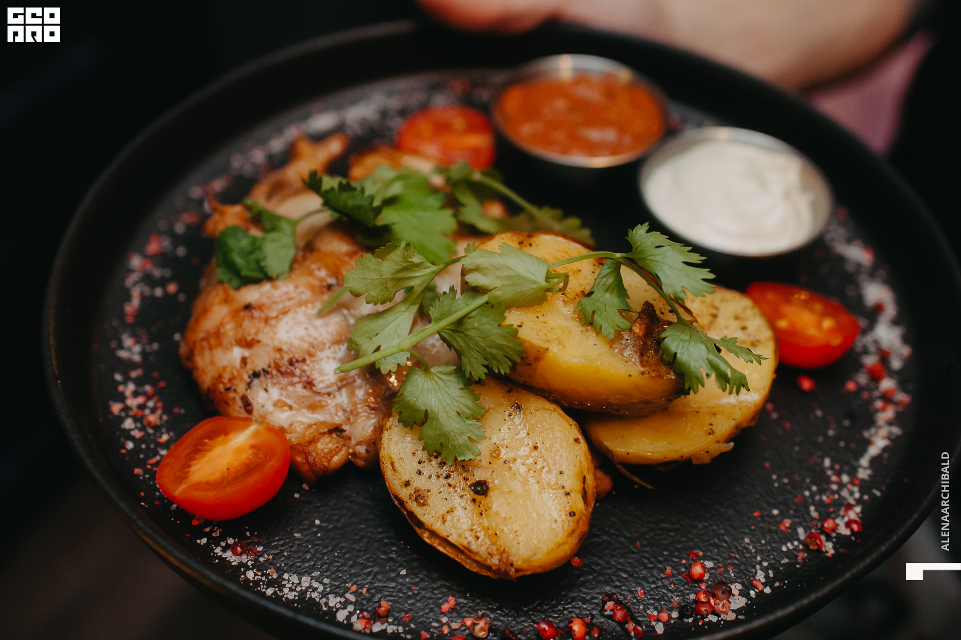 2022-11-18 20-00-27_alenaarchibald051.JPG