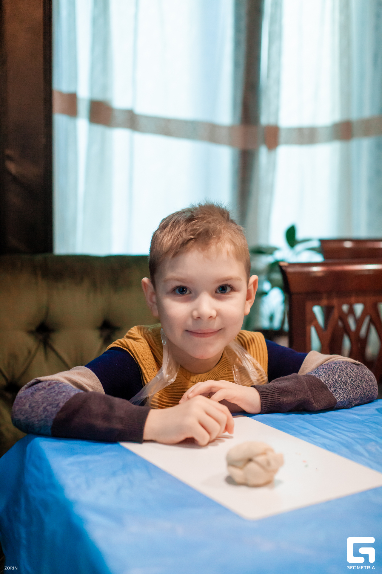 030-13-36-52-03-01-25- Zorin.jpg