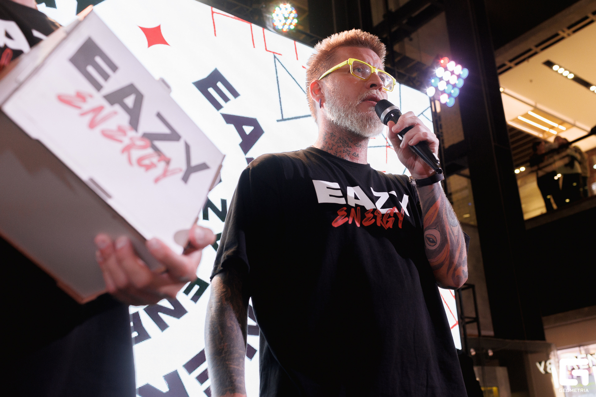 Презентация тонизирующего напитка «EAZY ENERGY» от Алексея Столярова и Габара 11