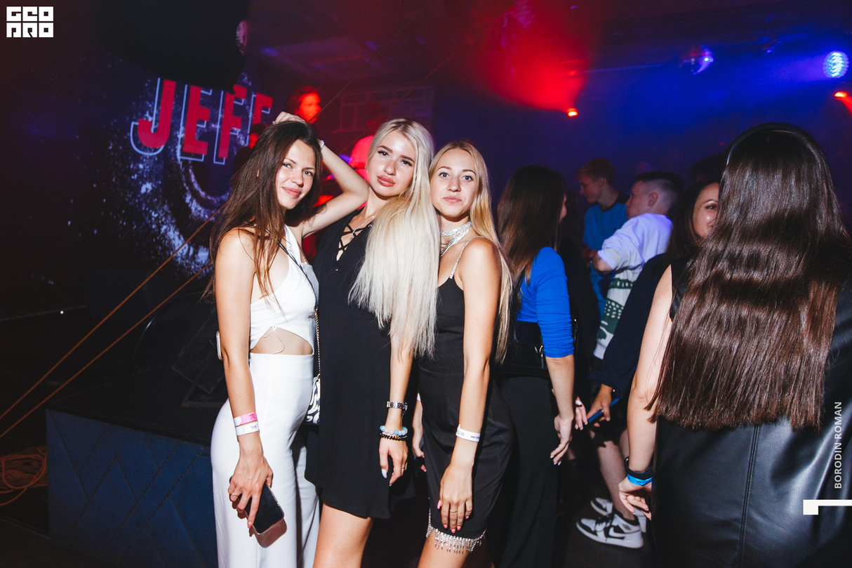 THE TOP CLUB WKND 12
