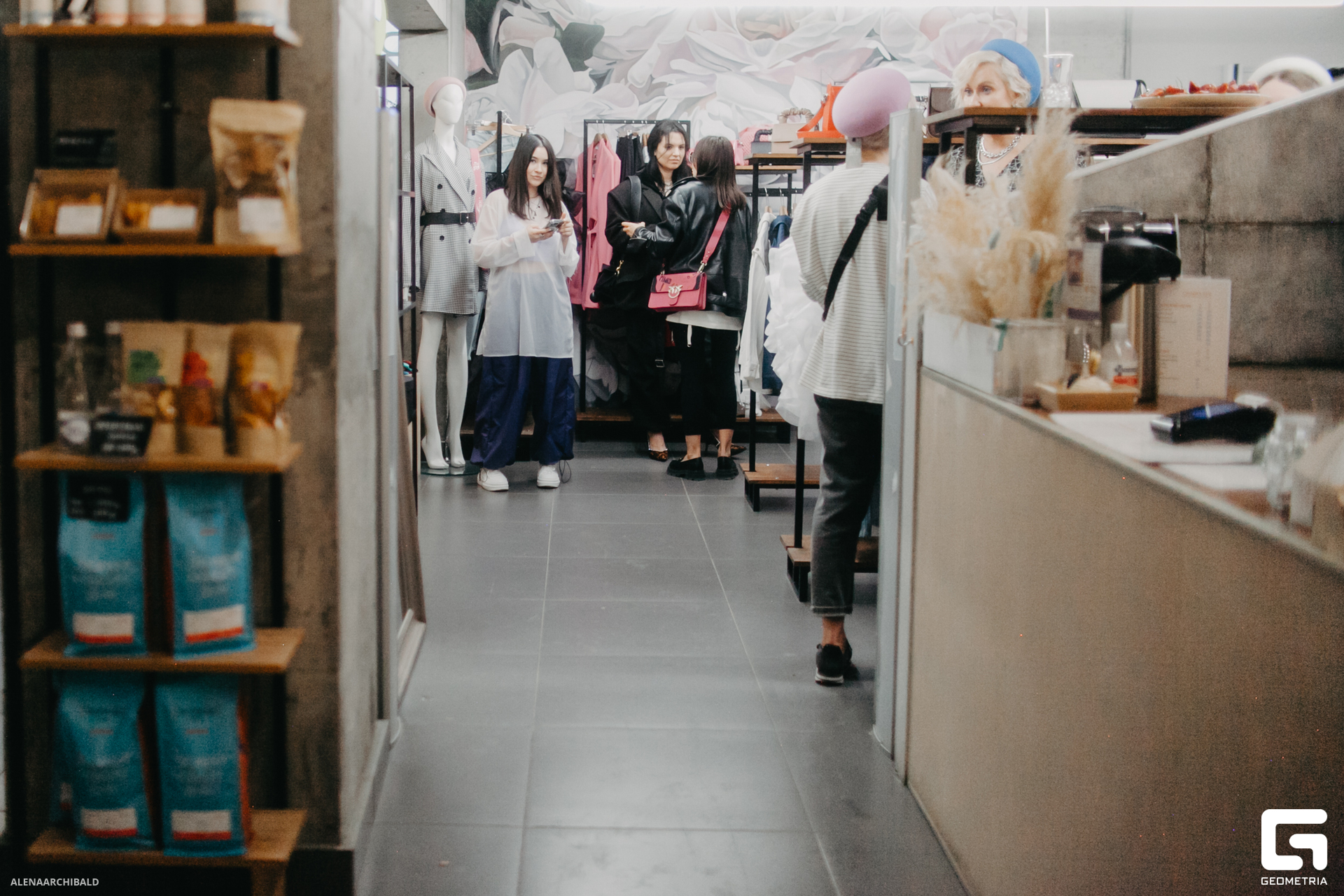 2023-04-27 18-46-35_alenaarchibald239.JPG