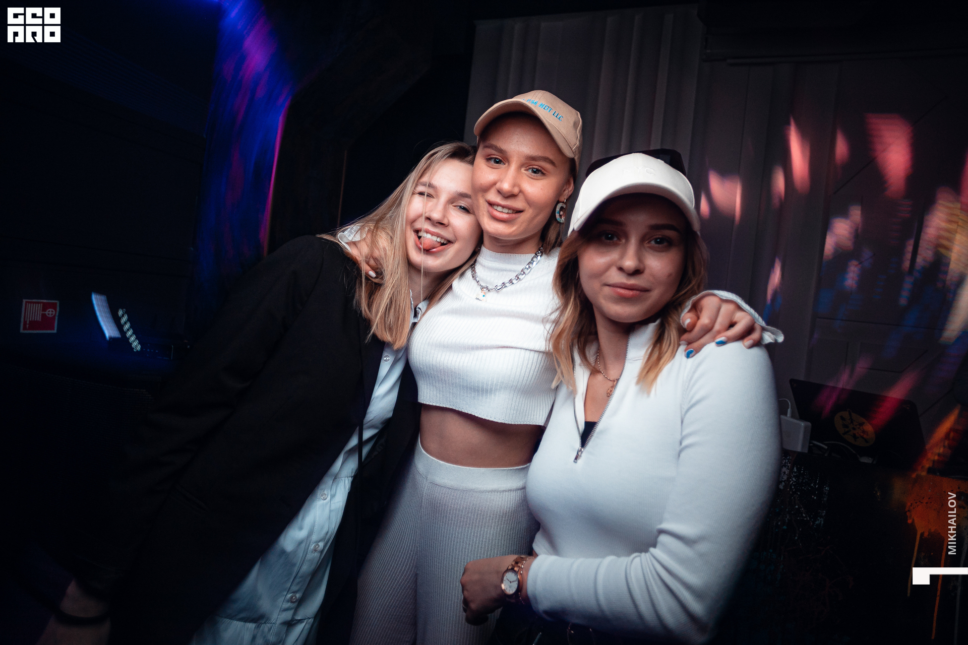 044-21-03-2021-03-39-Shake - Mikhailov - 2560.jpg