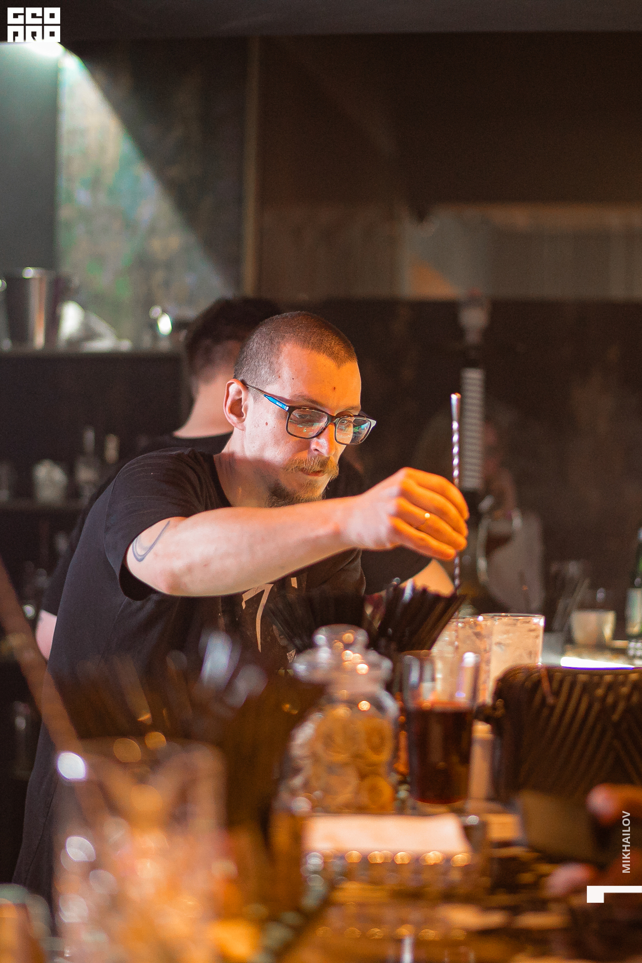 051-11-04-2021-04-02-Shake - Mikhailov - 2560.jpg