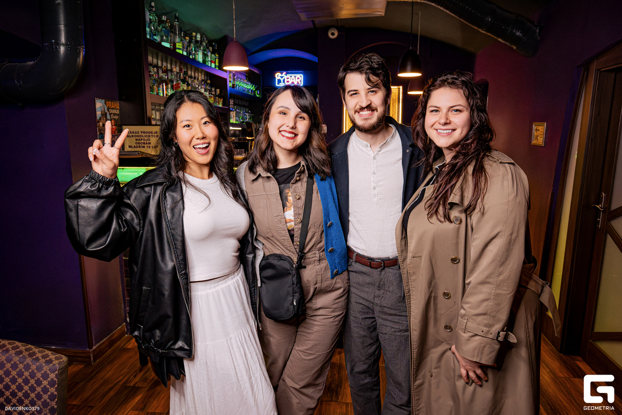 Saturday chill at Simply 33 Grill & Cinema, Karaoke Club 20