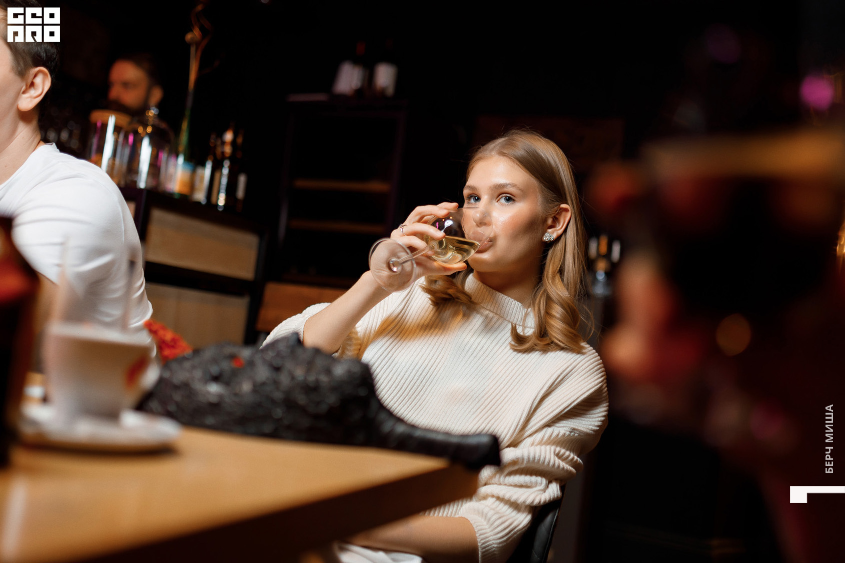 @misha.byorch 0052.jpg