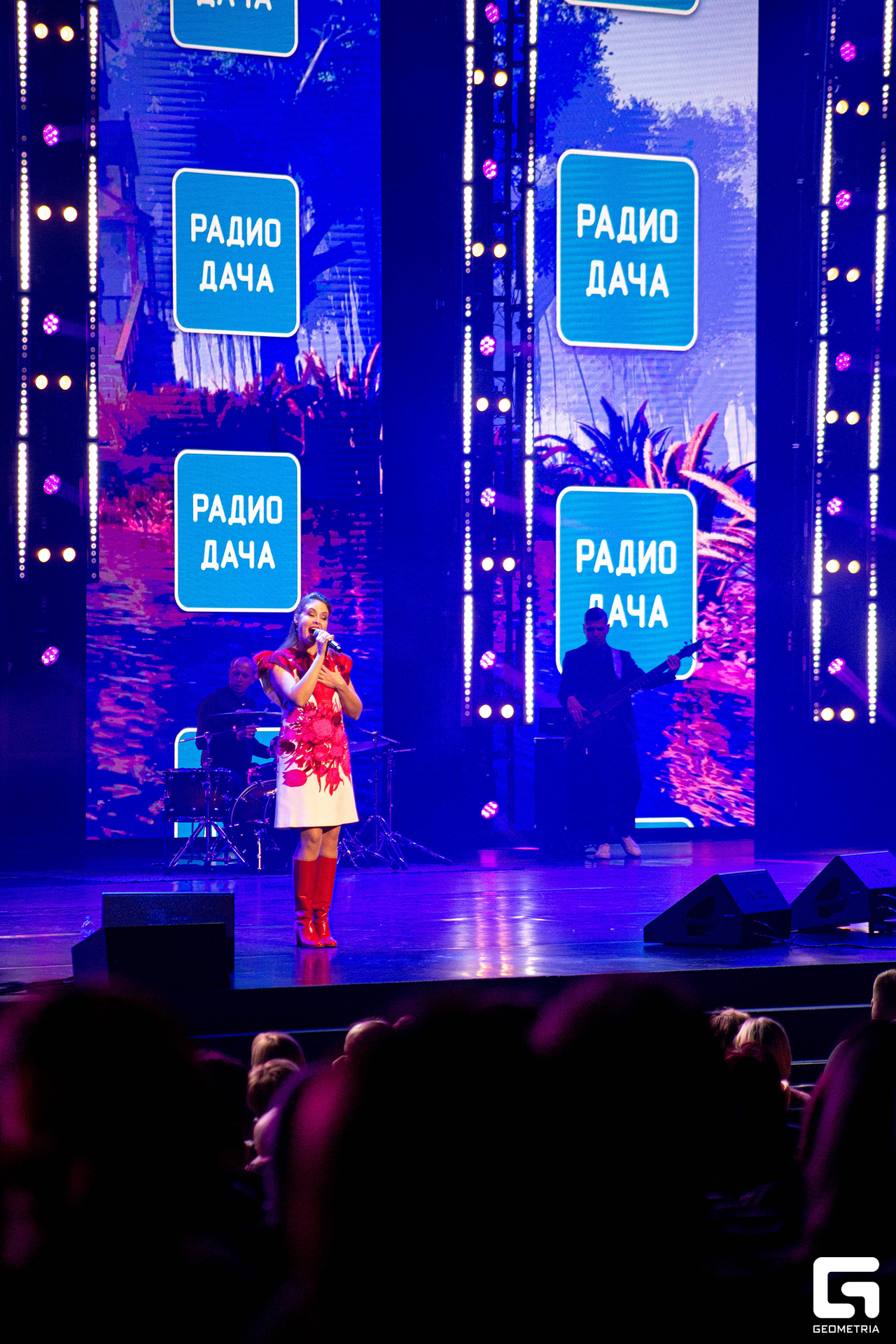 Алёна Петровская (2).jpg