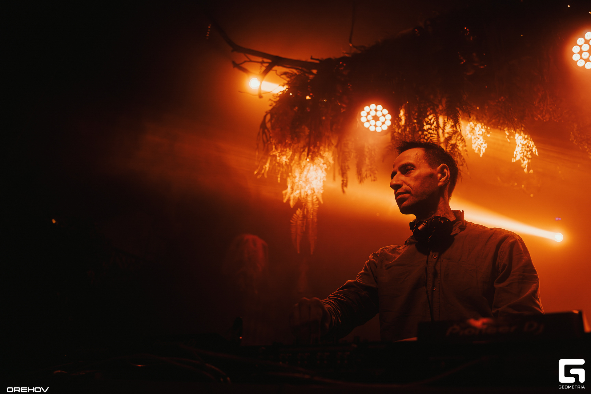 ADSC12-Улучшено-Ум. шума.jpg