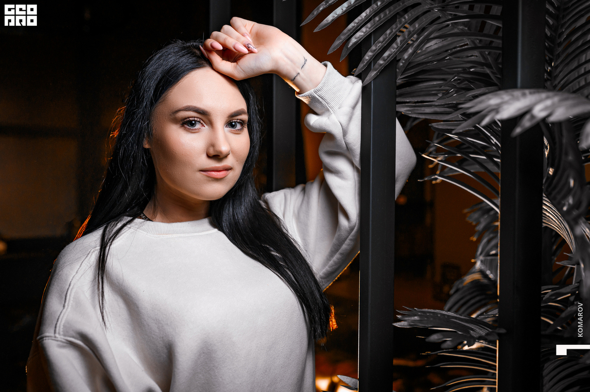 Пятница в SAXARA LOUNGE 16