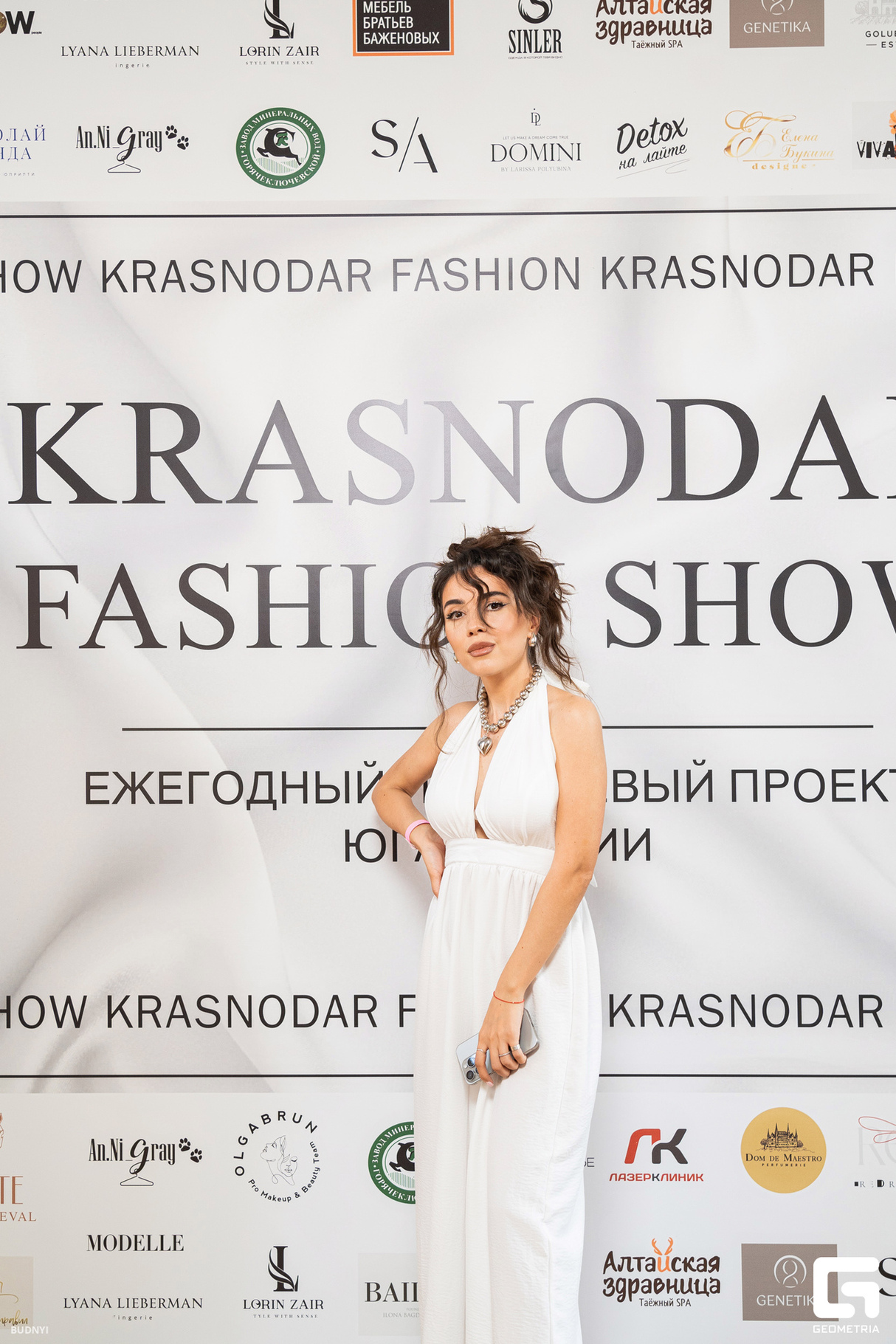 KRASNODAR FASHION SHOW в стиле Total White 9