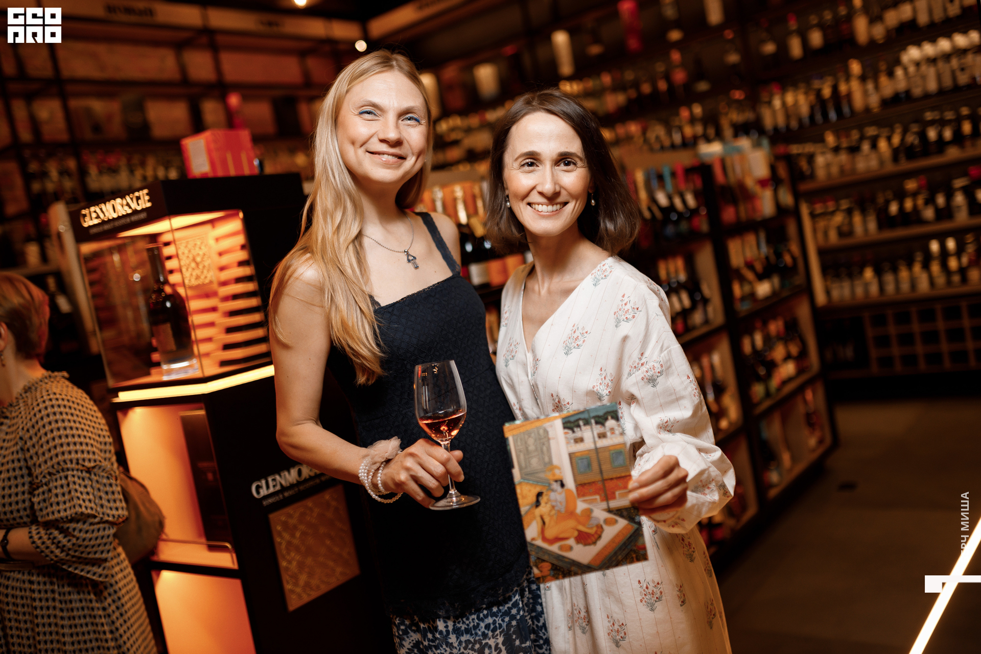 @misha.byorch 0074.jpg