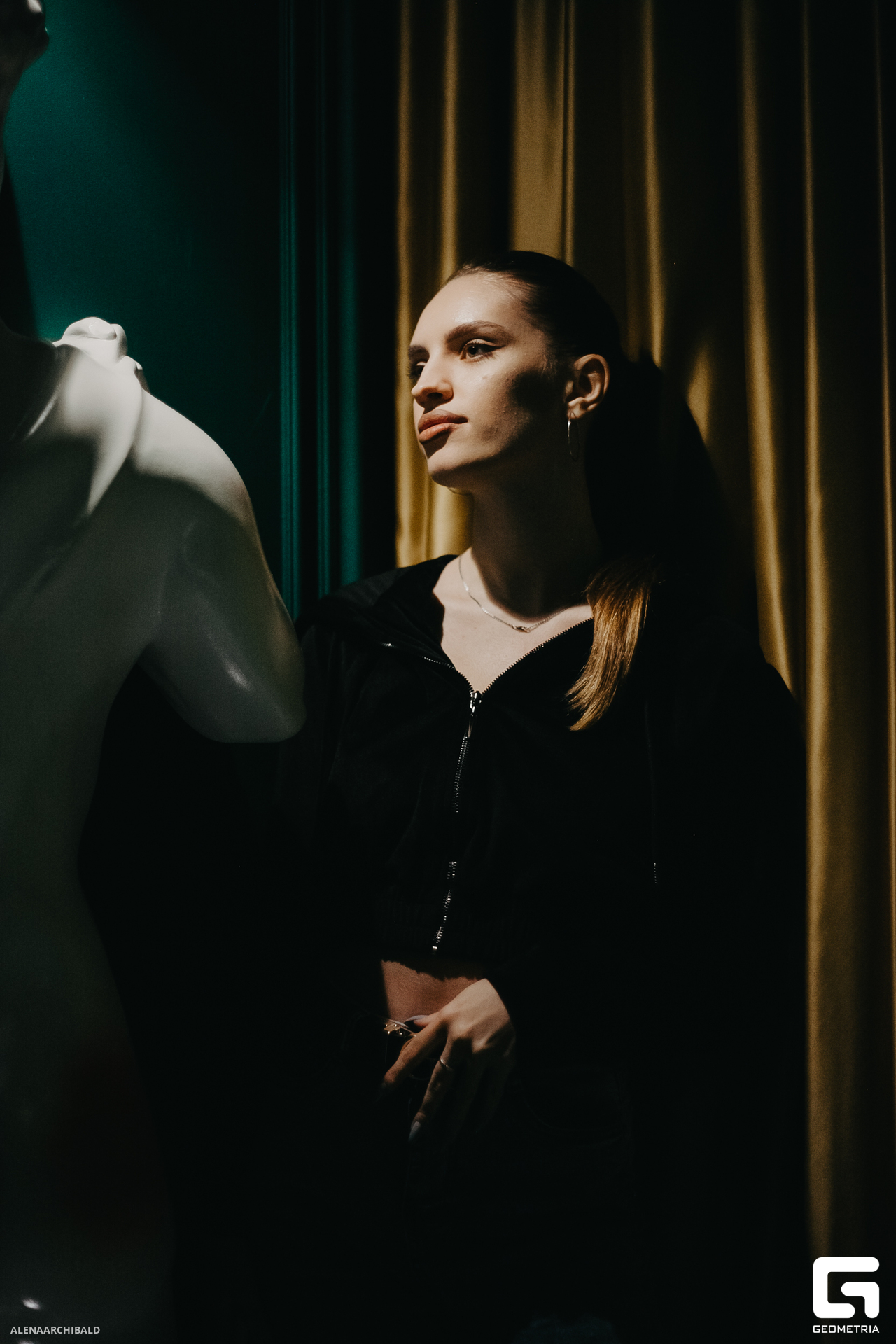 2023-10-20 20-00-58_alenaarchibald049.JPG